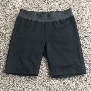 Ivivva biker shorts
